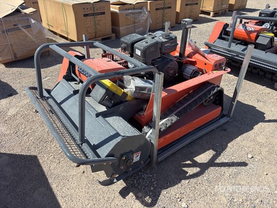 2026 SDLOOL SL-LM1000Q Remote Control Crawler Lawn Mower (Unused)