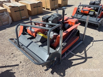 2026 SDLOOL SL-LM1000Q Remote Control Crawler Rasa erba (Unused)