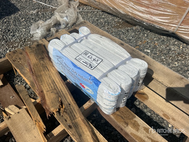 Quantity of (20) 1.2 in x 9.8 ft Heavy Duty Industrial Polyester Lifting Sling (Unused)