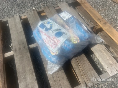 Quantity of (10) 2.4 in x 33 ft Blue Heavy Duty Ratchet Straps (Unused)