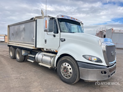 2015 Cat CT630 6x4 T/A Dump Truck