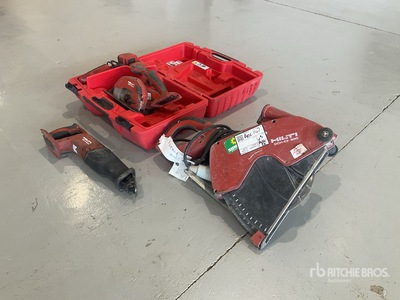 Quantity of (3) Hand saws