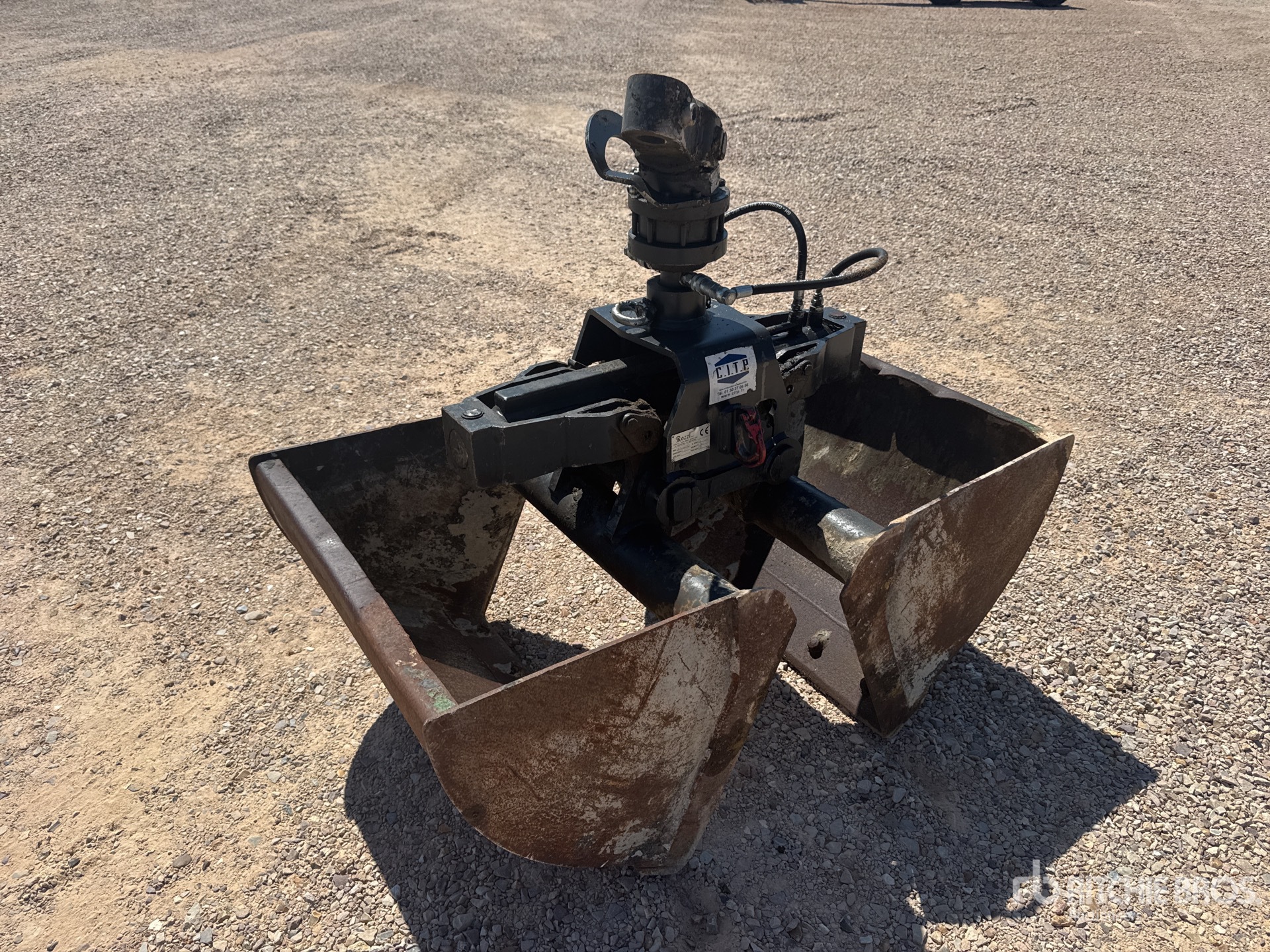 2017 Rozzi R74/400SD Benne Preneuse 840 mm Hydraulic Rotating Clamshell Grapple
