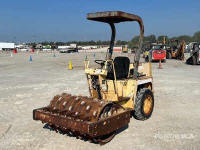 1999 Bomag BW124PD Padfoot Drum Compactor