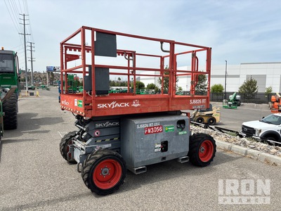 2015 Skyjack SJ6826 RT Diesel 4x4 Scissor Lift