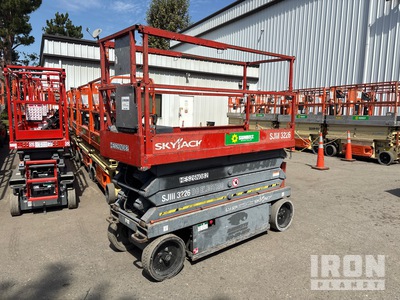 2013 Skyjack SJIII-3226 Electric Scissor Lift