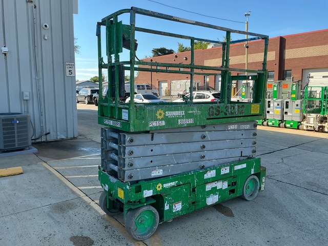 2016 Genie GS-3232 Electric Scissor Lift