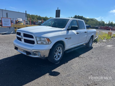 2015 Ram 1500 4x4 Crew Cab ピックアップ