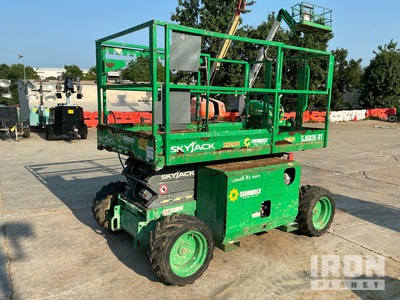 2016 Skyjack SJ6826 RT Diesel 4x4 Scissor Lift