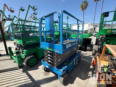 2016 Genie GS3246 Electric Scissor Lift