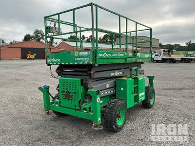 2016 Skyjack SJ8841RT Dual Fuel 4x4 Scissor Lift