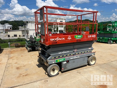 2016 Skyjack SJIII4626 Electric Scissor Lift