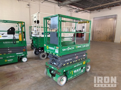2016 Skyjack SJIII-3219 Electric منصة رفع متحركة