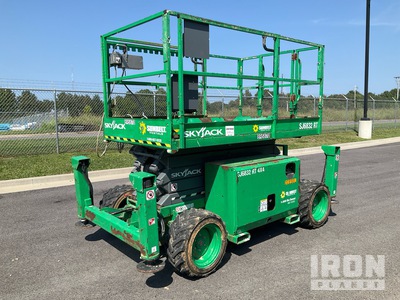 2016 Skyjack SJ6832 RT Diesel 4x4 Scissor Lift