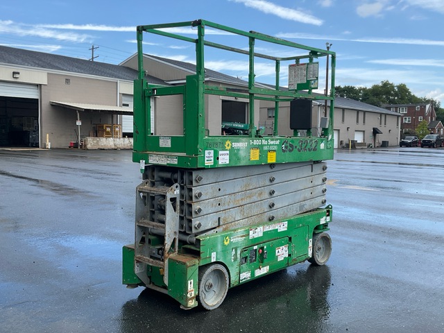 2015 Genie GS-3232 Electric Scissor Lift