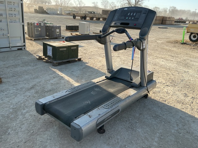 Life Fitness 97Ti Treadmill