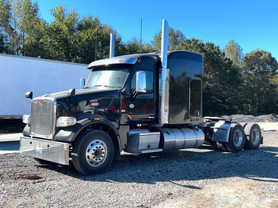 2022 Peterbilt 567 6x4 Sleeper Prime Mover