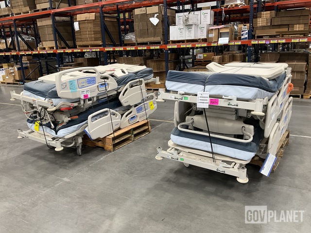 (4) Hill-Rom VersaCare Hospital Beds