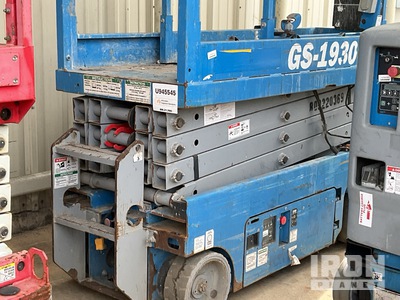 2018 Genie GS-1930 Electric Elevador de tijera (Inoperable)