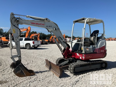 2020 Takeuchi TB240 Minikoparka