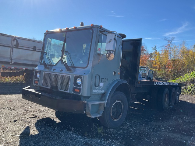 1991 Mack MR690S 8x4 Flatbed Truck