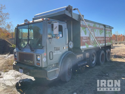 1990 Mack MR688S 6x4 Tri/A Dump Truck