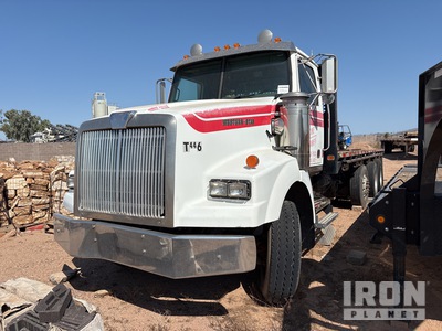 2004 Western Star 4900SA 8x4 Camión Caja Abierta (Inoperable)