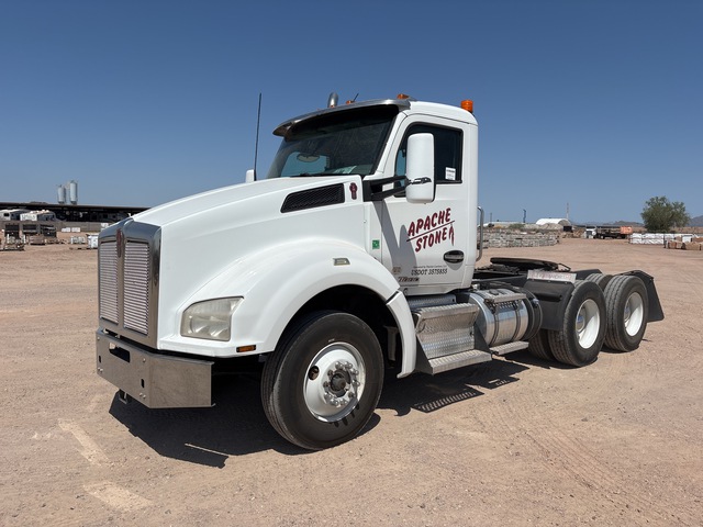 2014 Kenworth T880 6x4 T/A Day Cab Truck Tractor