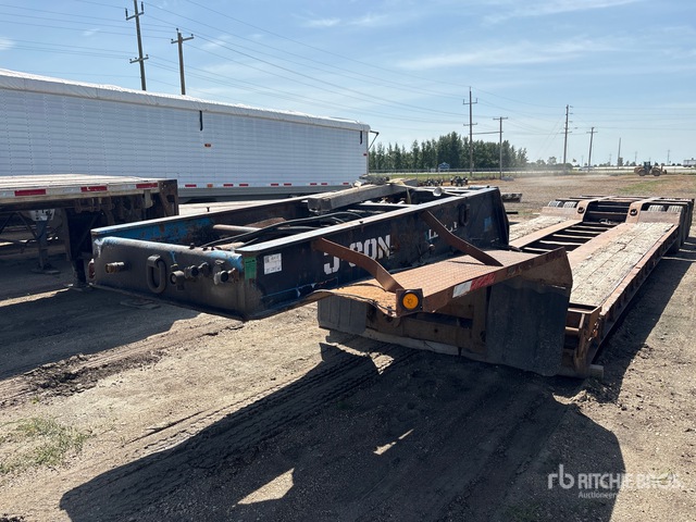 Construction and Machinery Trailers