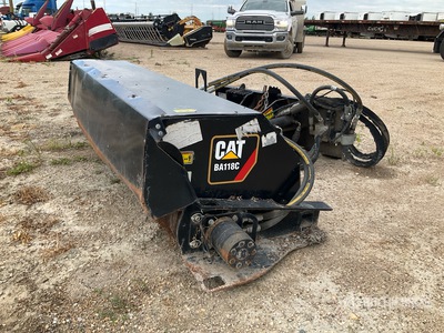 2022 Cat BA118C 84 in Miotła do miniładowarek