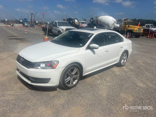 1VWBS7A31EC077127 2014 photo no. 1