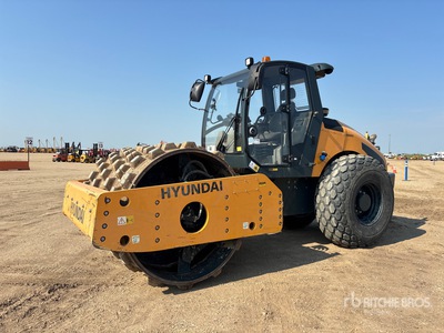 2022 Hyundai HR120C Smooth Drum Compactor