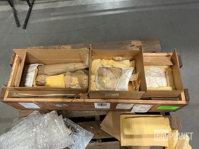 LD616699-11 Rotating End Assembly