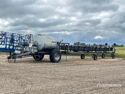 1998 Flexi-Coil 67XL 90 ft S/A Pull-Type Sprayer