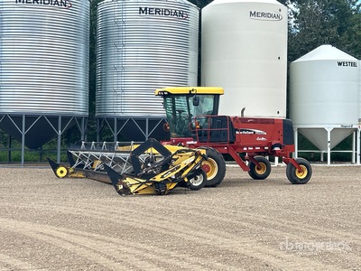 2007 New Holland HW325 30 ft Swather Schwadleger