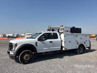 2019 Ford F-550 4x4 Extended Cab Service Truck