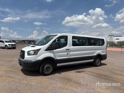 2019 Ford Transit 350 11 passengers فان نقل ركاب