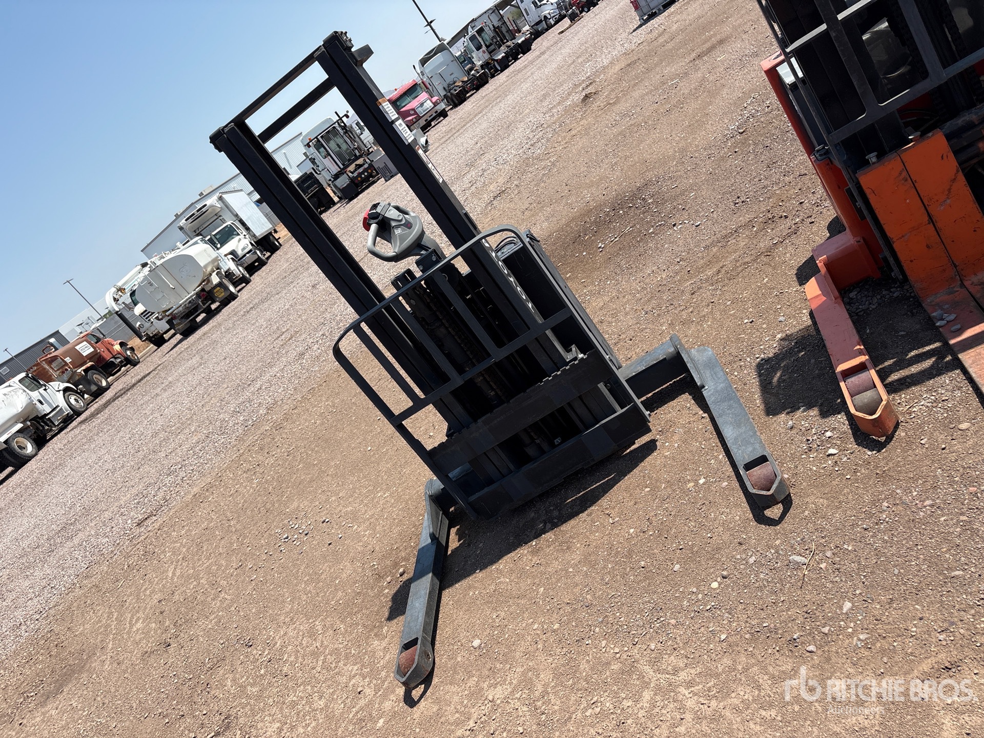 2021 Toyota 8BWS13 2500 lb Electric Stacker