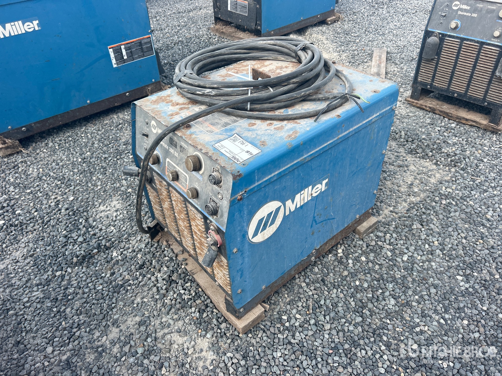 Miller Shopmate 300 DX 300 A Skid-Mounted Stick Electric Welder
