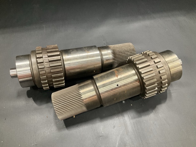 (2) Oshkosh Defense 3834665 Helical Gear & Shaft Assemblies