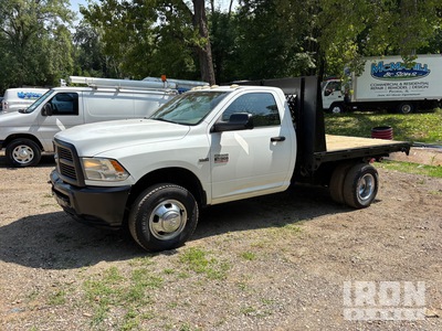 2012 Ram 3500 4x2 Camion à Plateau