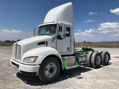 2018 Kenworth T370 6x4 Tractocamion / T/A Day Cab Truck Tractor