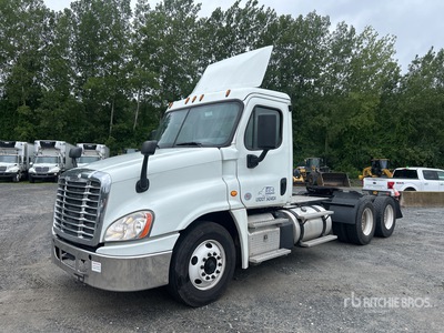 2019 Freightliner Cascadia 125 6x4 Ciągnik siodłowy T/A z kabiną dzienną