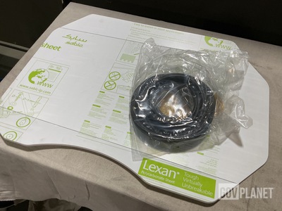 (16) Cat 316-1698 Vehicular Windows