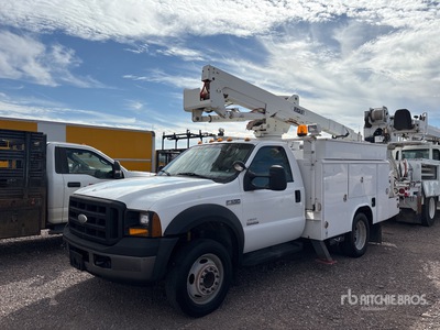 Versalift on 2007 Ford F-550 XL 4x2 Camion Nacelle