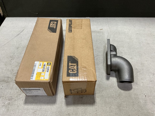 (129) Cat 146-8126 Hose Elbows