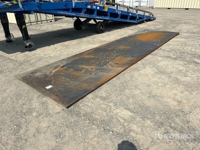 Quantity of (2) 5 ft x 19 ft 8 in Plaques d'acier