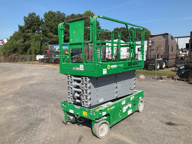 2016 Genie GS-4047 Electric Scissor Lift