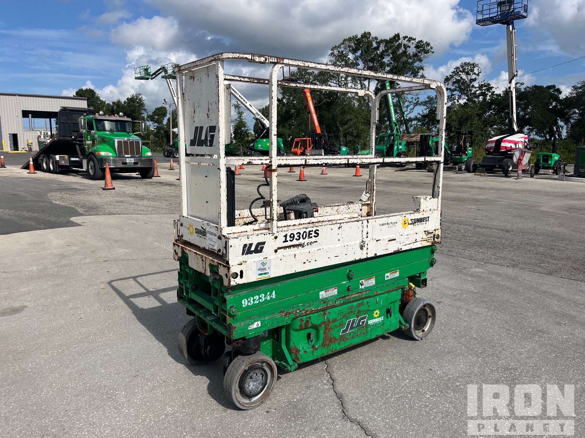 2016 JLG 1930 ES Electric Scissor Lift