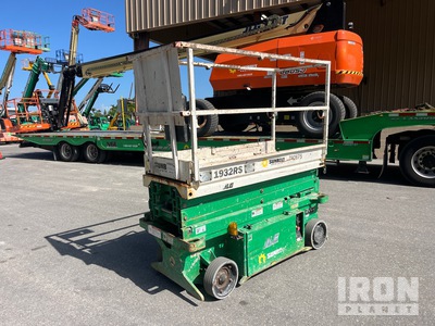 2015 JLG 1932RS Electric منصة رفع متحركة